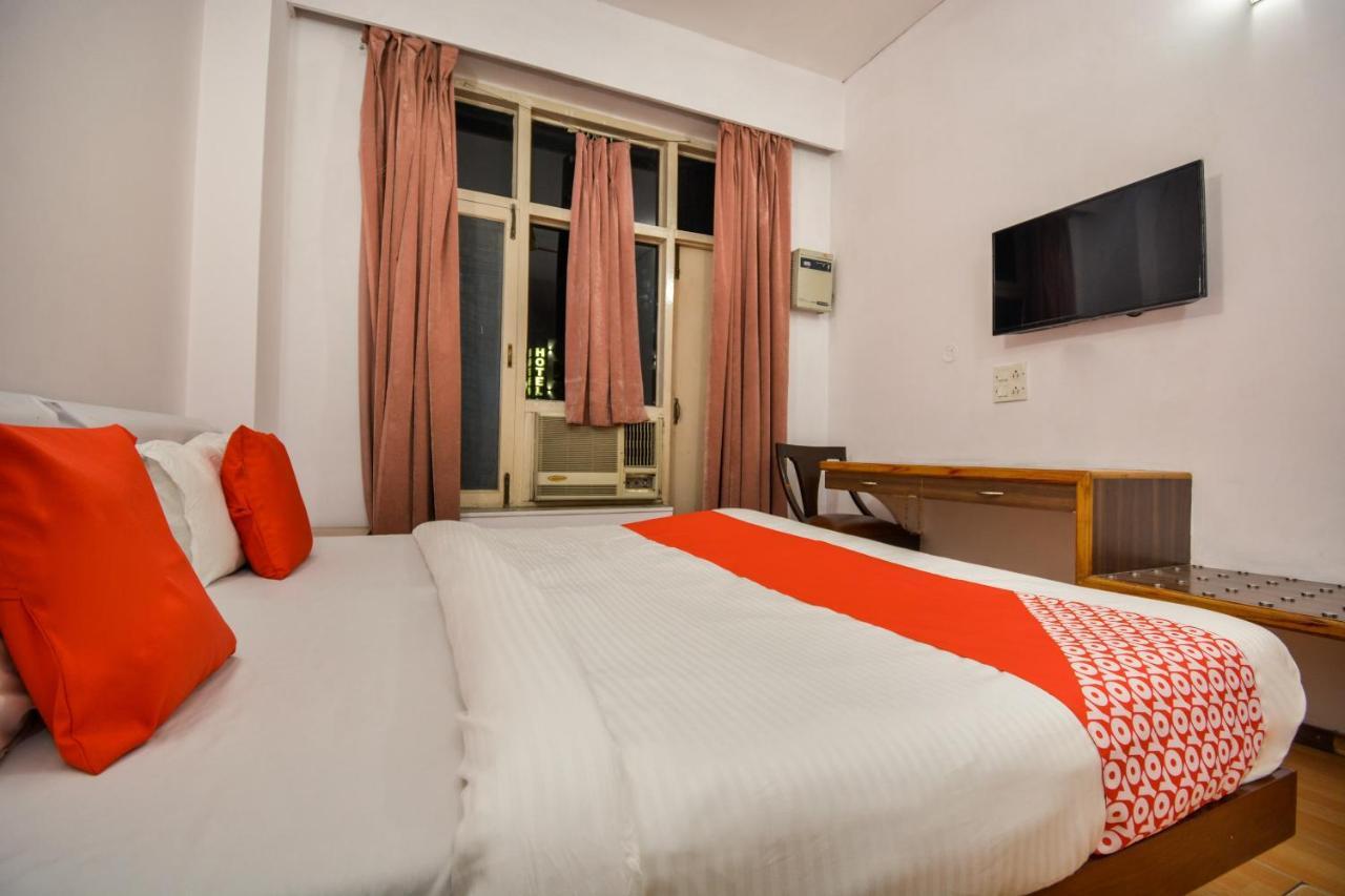 Oyo 46616 Hotel Abhinandan Jind Extérieur photo