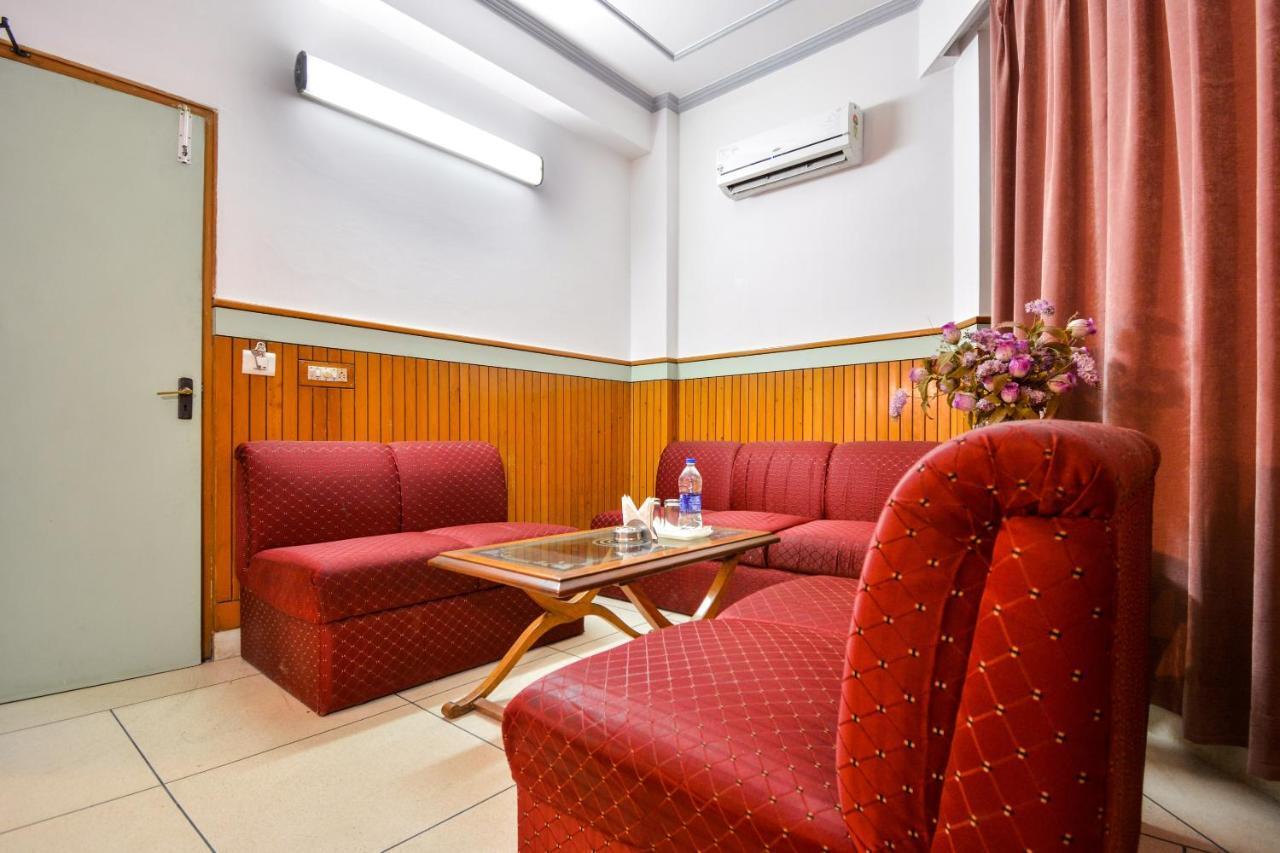 Oyo 46616 Hotel Abhinandan Jind Extérieur photo
