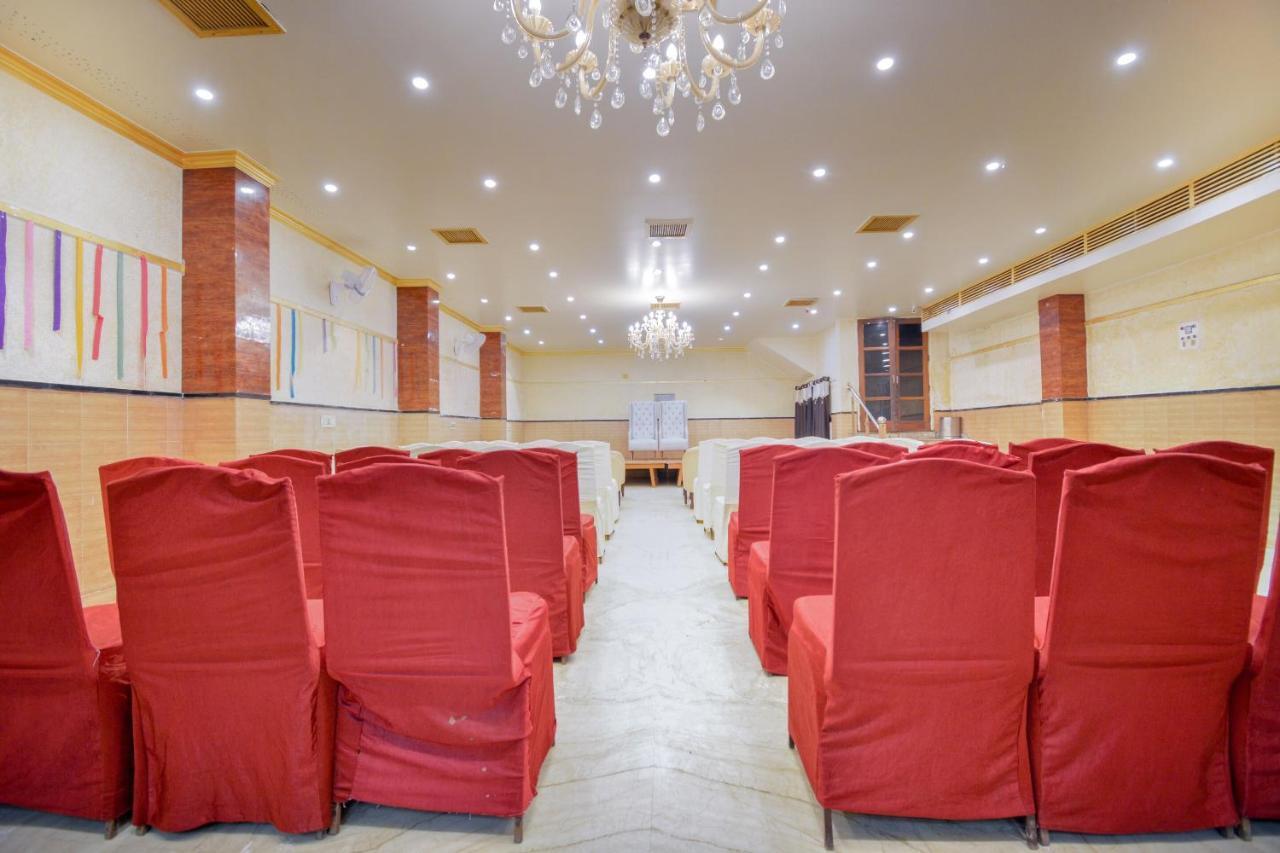 Oyo 46616 Hotel Abhinandan Jind Extérieur photo