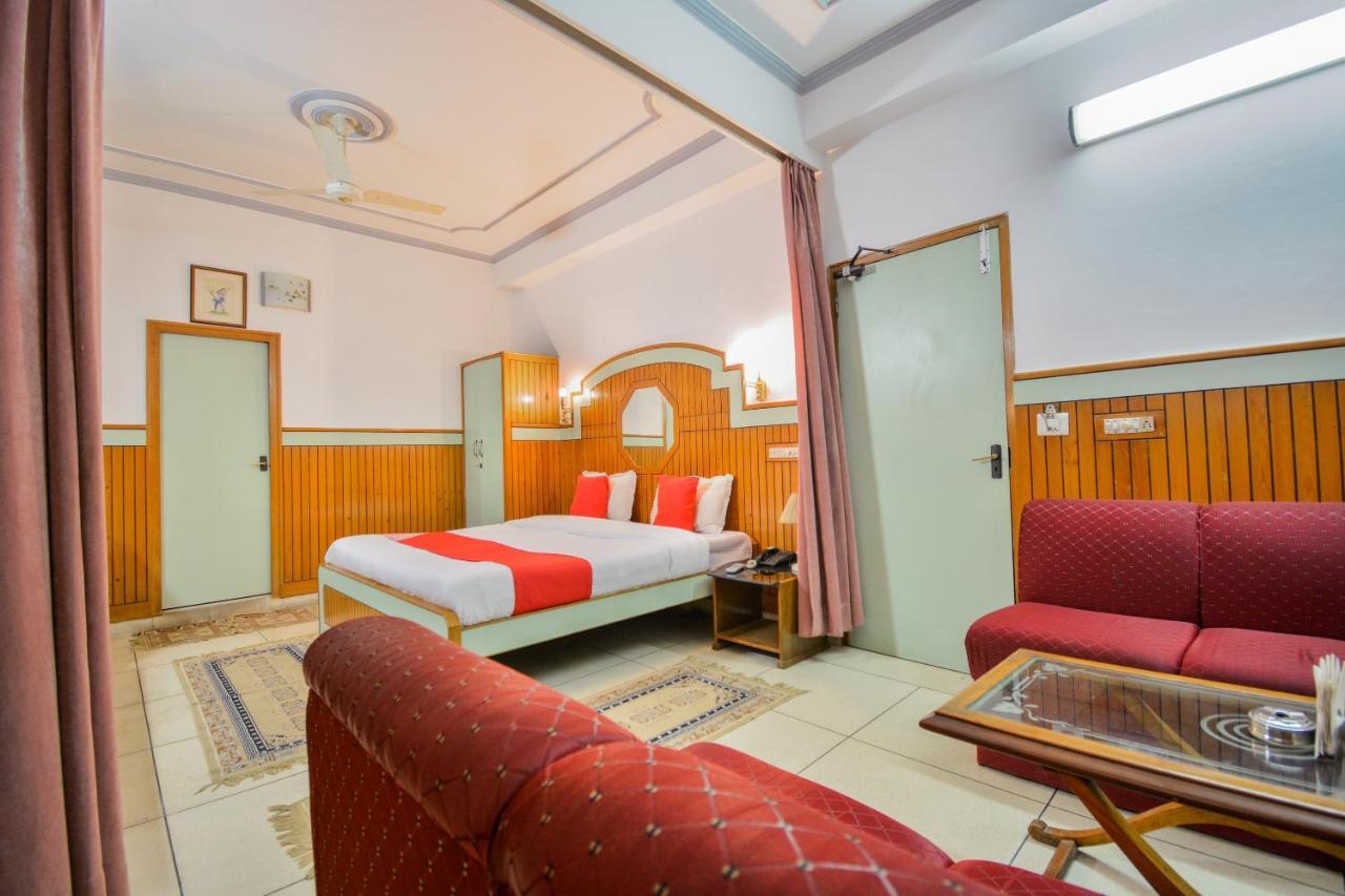 Oyo 46616 Hotel Abhinandan Jind Extérieur photo