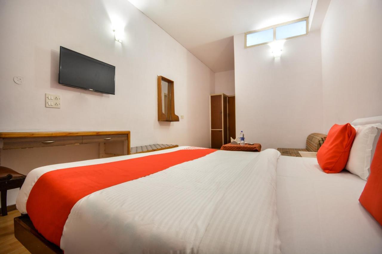 Oyo 46616 Hotel Abhinandan Jind Extérieur photo