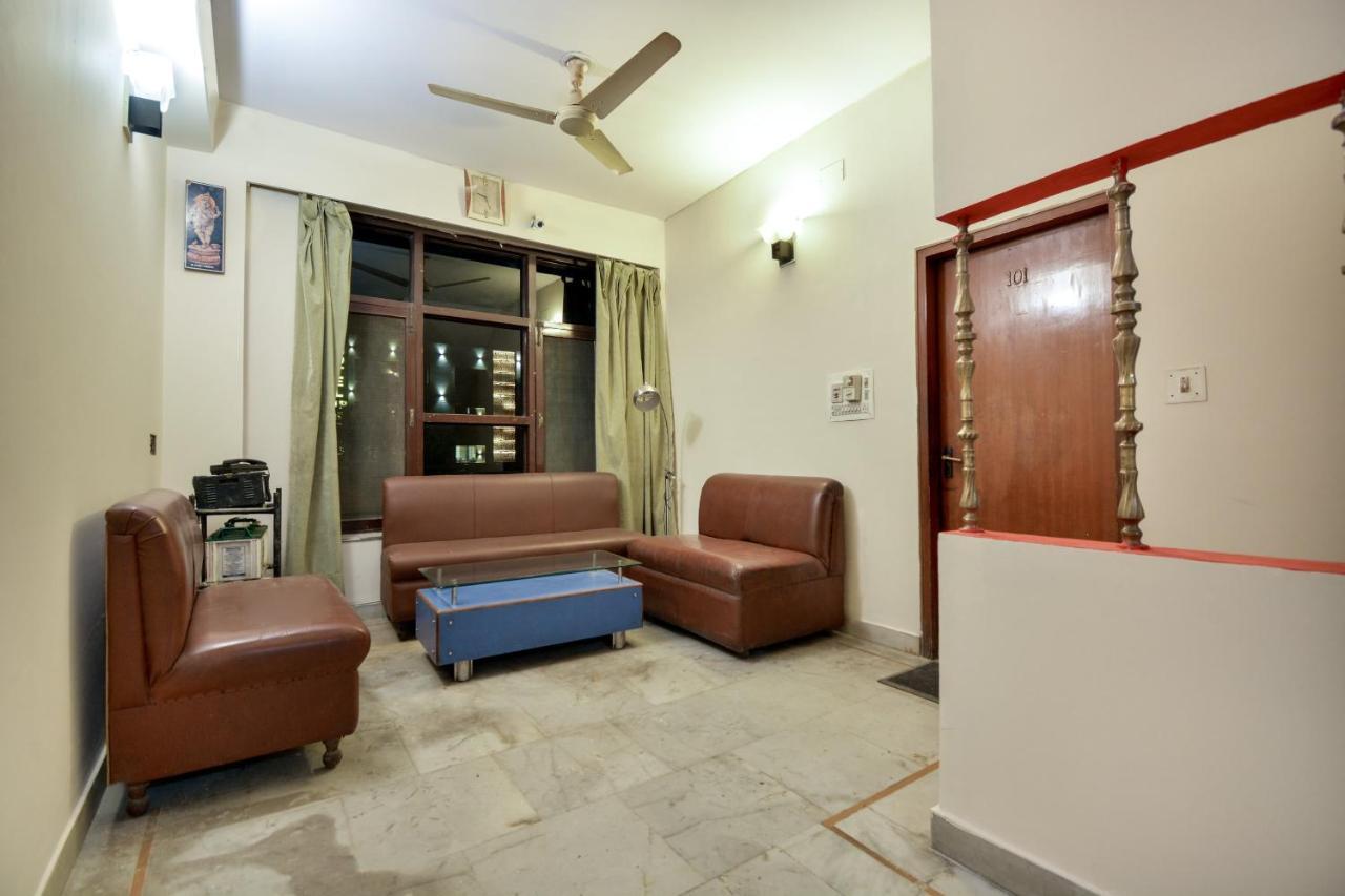 Oyo 46616 Hotel Abhinandan Jind Extérieur photo